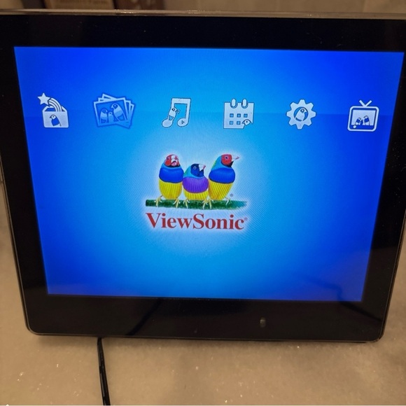 ViewSonic 8” Digital Photo Display - Picture 1 of 8